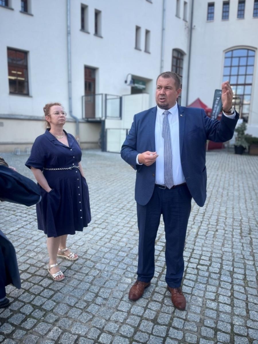 Zdjęcie w galerii na portalu naszraciborz.pl: Modernizacja Roku i Budowa XXI Wieku. Komisja oceniała raciborski zamek wiadomości z regionu