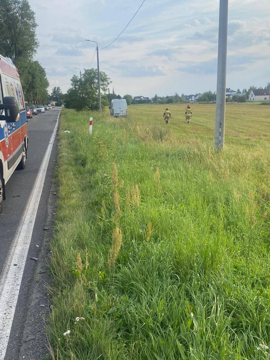 Zdjęcie w galerii na portalu naszraciborz.pl: Mercedes i BMW zderzyły się na trasie Racibórz-Babice wiadomości z regionu