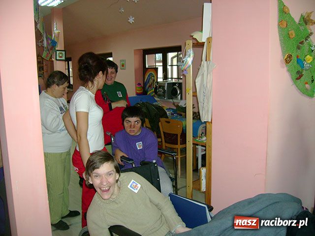 Zdjęcie w galerii na portalu naszraciborz.pl: Święty Mikołaj w Pałacu Różanym wiadomości z regionu