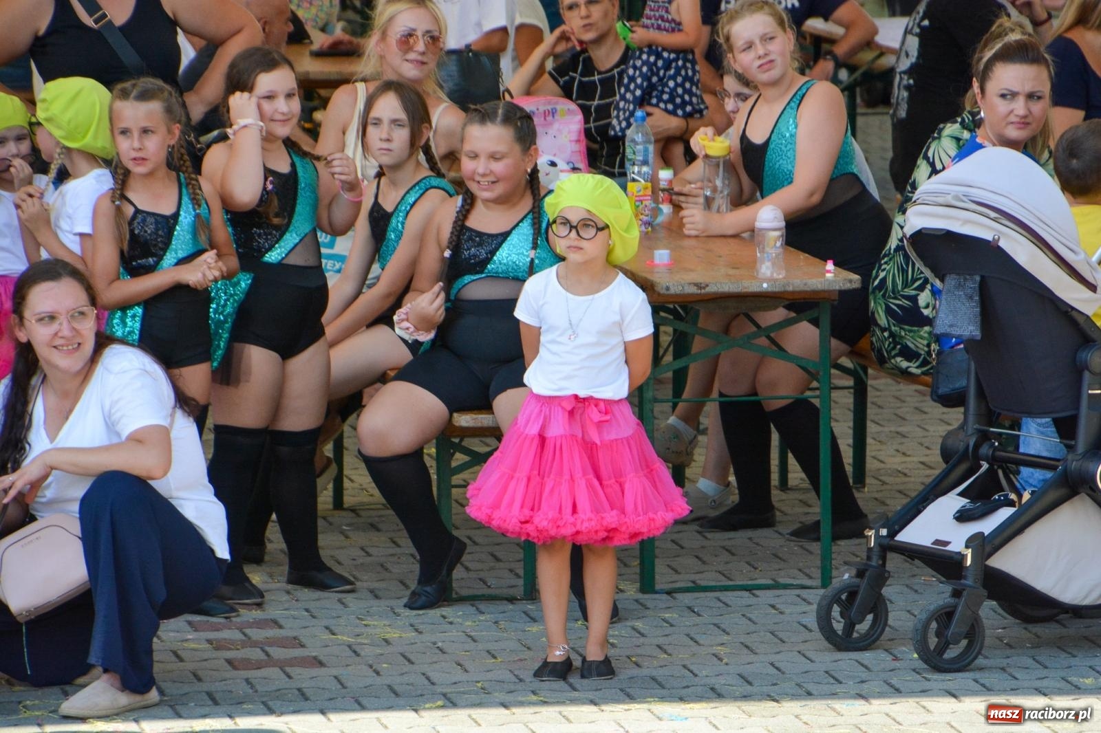 Zdjęcie w galerii na portalu naszraciborz.pl: Stacja Kultura pokolorowała Pietrowice Wielkie [FOTO i WIDEO] wiadomości z regionu
