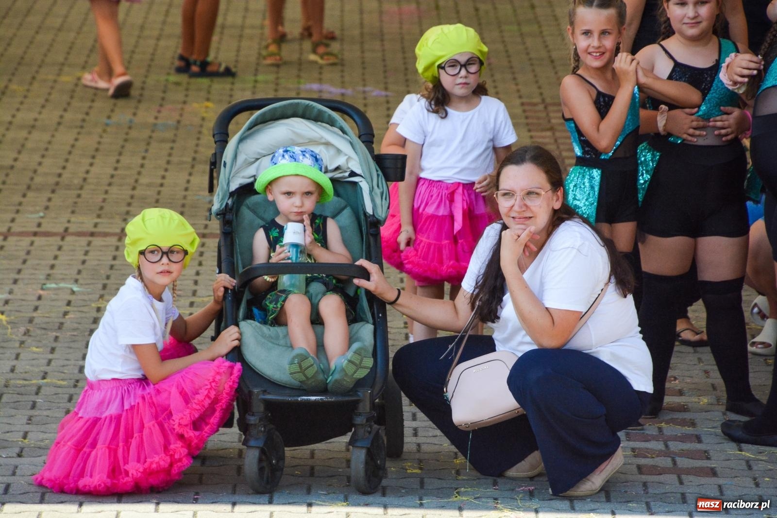 Zdjęcie w galerii na portalu naszraciborz.pl: Stacja Kultura pokolorowała Pietrowice Wielkie [FOTO i WIDEO] wiadomości z regionu