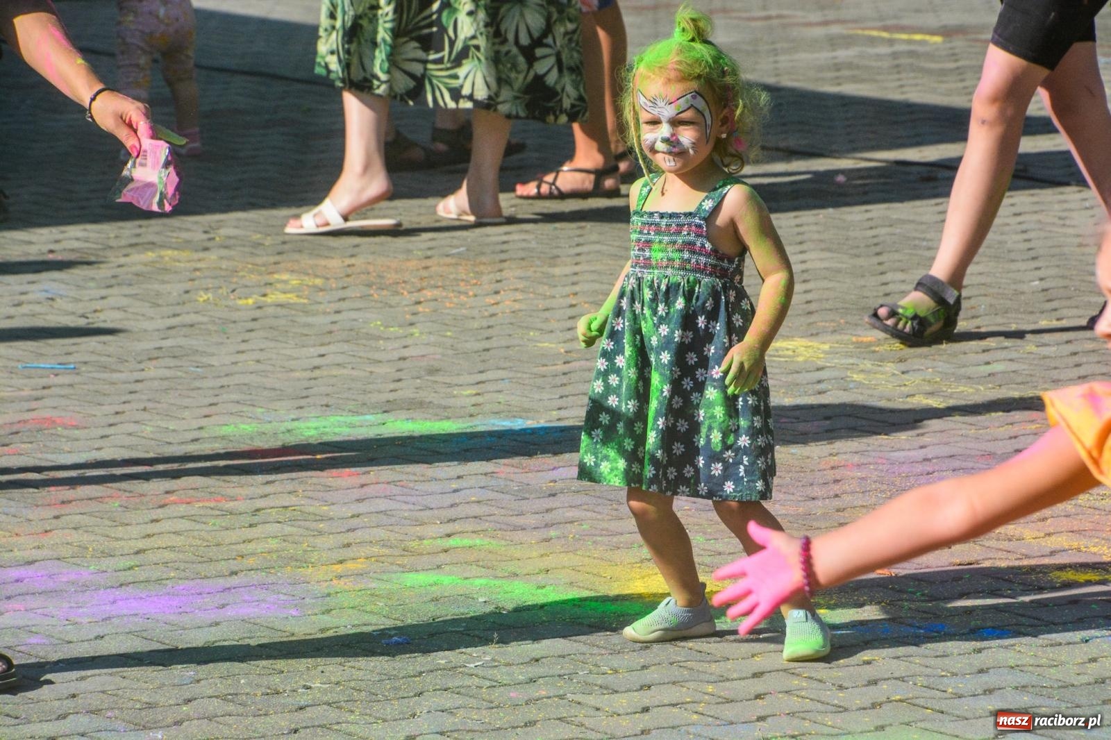 Zdjęcie w galerii na portalu naszraciborz.pl: Stacja Kultura pokolorowała Pietrowice Wielkie [FOTO i WIDEO] wiadomości z regionu