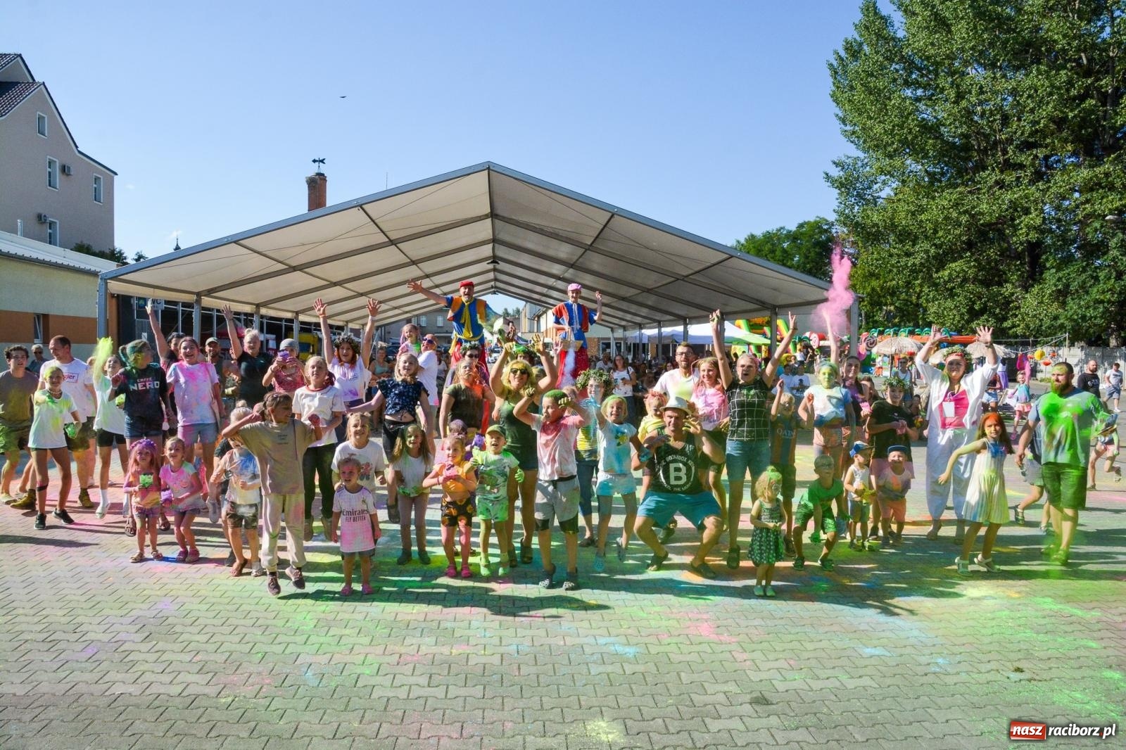 Zdjęcie w galerii na portalu naszraciborz.pl: Stacja Kultura pokolorowała Pietrowice Wielkie [FOTO i WIDEO] wiadomości z regionu