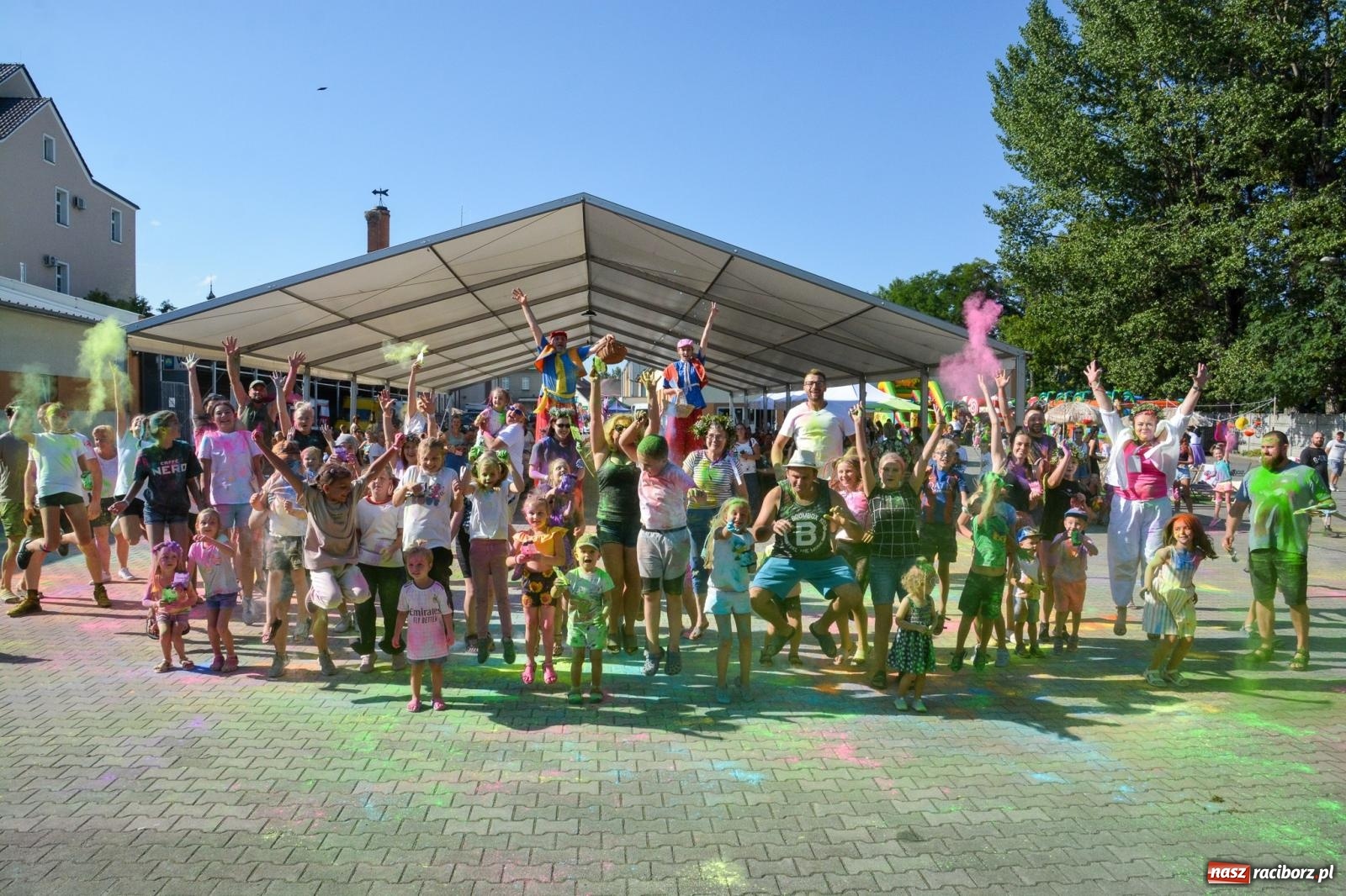 Zdjęcie w galerii na portalu naszraciborz.pl: Stacja Kultura pokolorowała Pietrowice Wielkie [FOTO i WIDEO] wiadomości z regionu