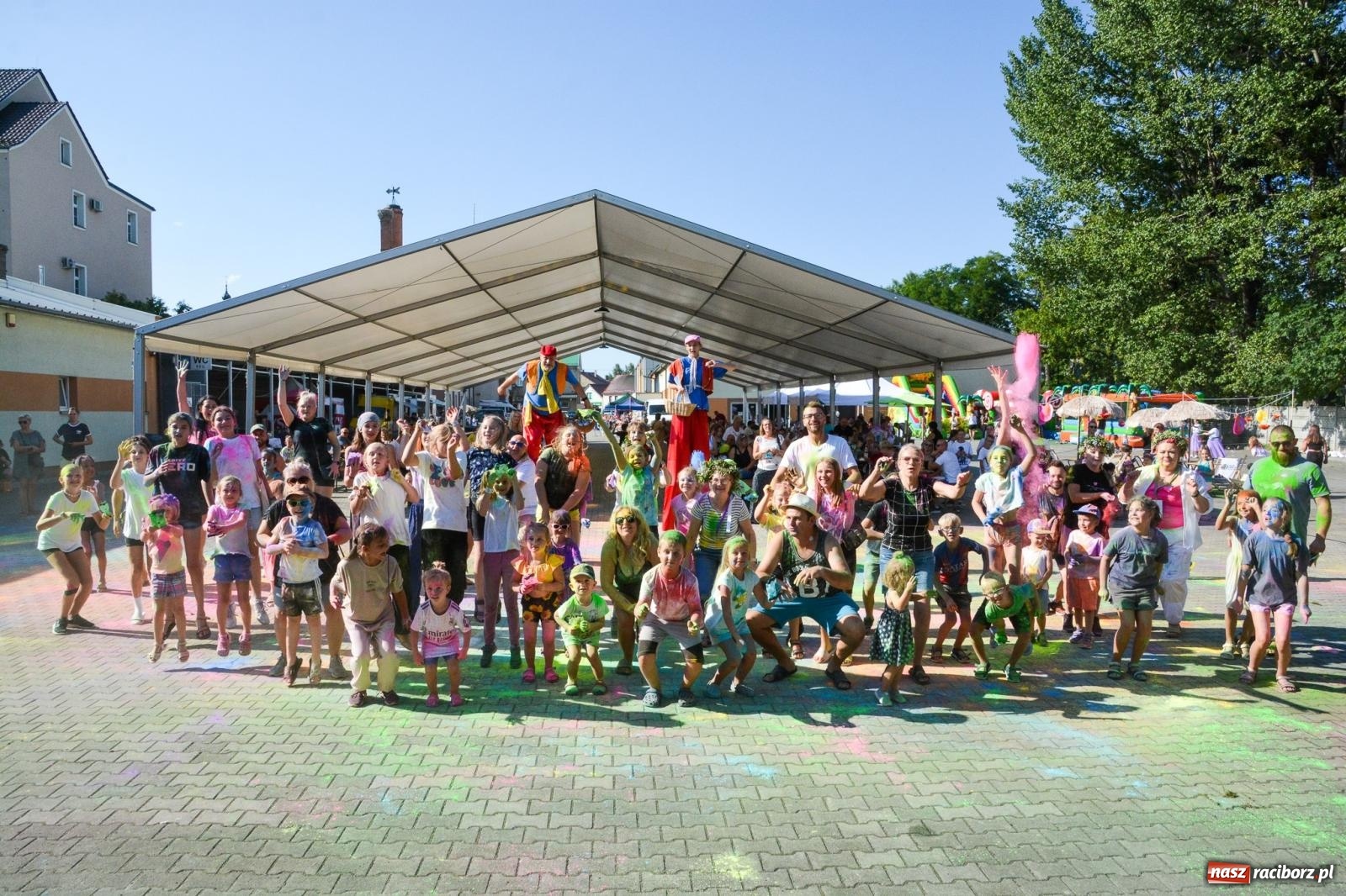 Zdjęcie w galerii na portalu naszraciborz.pl: Stacja Kultura pokolorowała Pietrowice Wielkie [FOTO i WIDEO] wiadomości z regionu