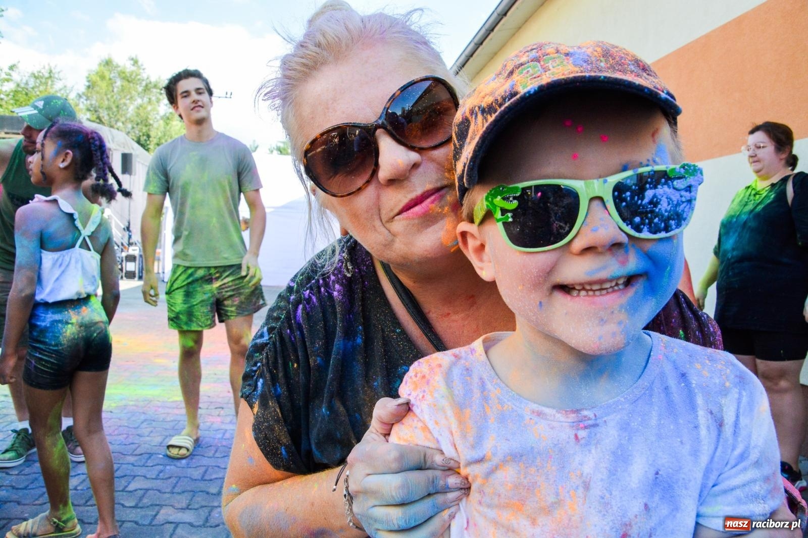 Zdjęcie w galerii na portalu naszraciborz.pl: Stacja Kultura pokolorowała Pietrowice Wielkie [FOTO i WIDEO] wiadomości z regionu