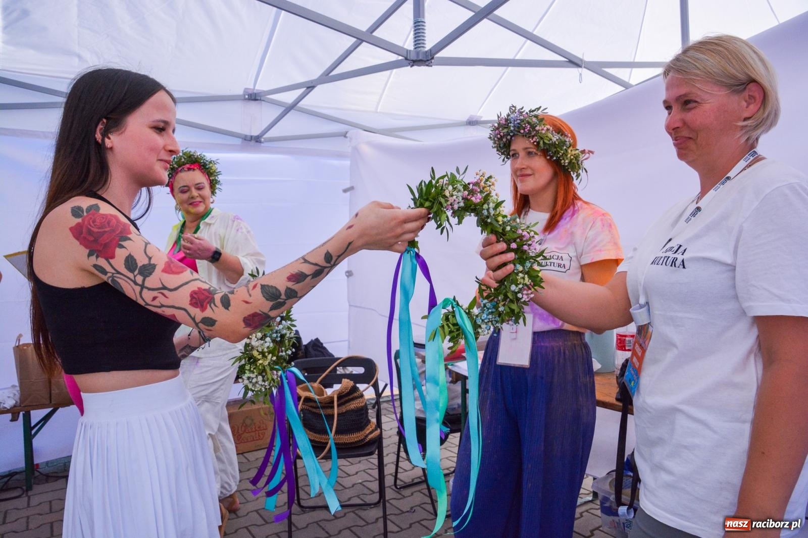 Zdjęcie w galerii na portalu naszraciborz.pl: Stacja Kultura pokolorowała Pietrowice Wielkie [FOTO i WIDEO] wiadomości z regionu