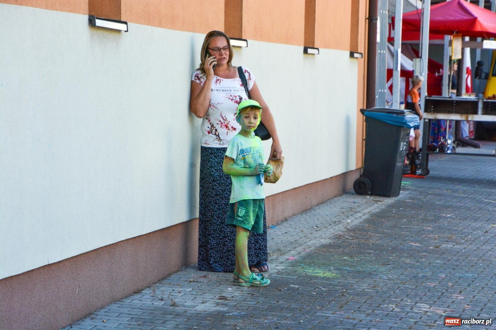Zdjęcie w galerii na portalu naszraciborz.pl: Stacja Kultura pokolorowała Pietrowice Wielkie [FOTO i WIDEO] wiadomości z regionu