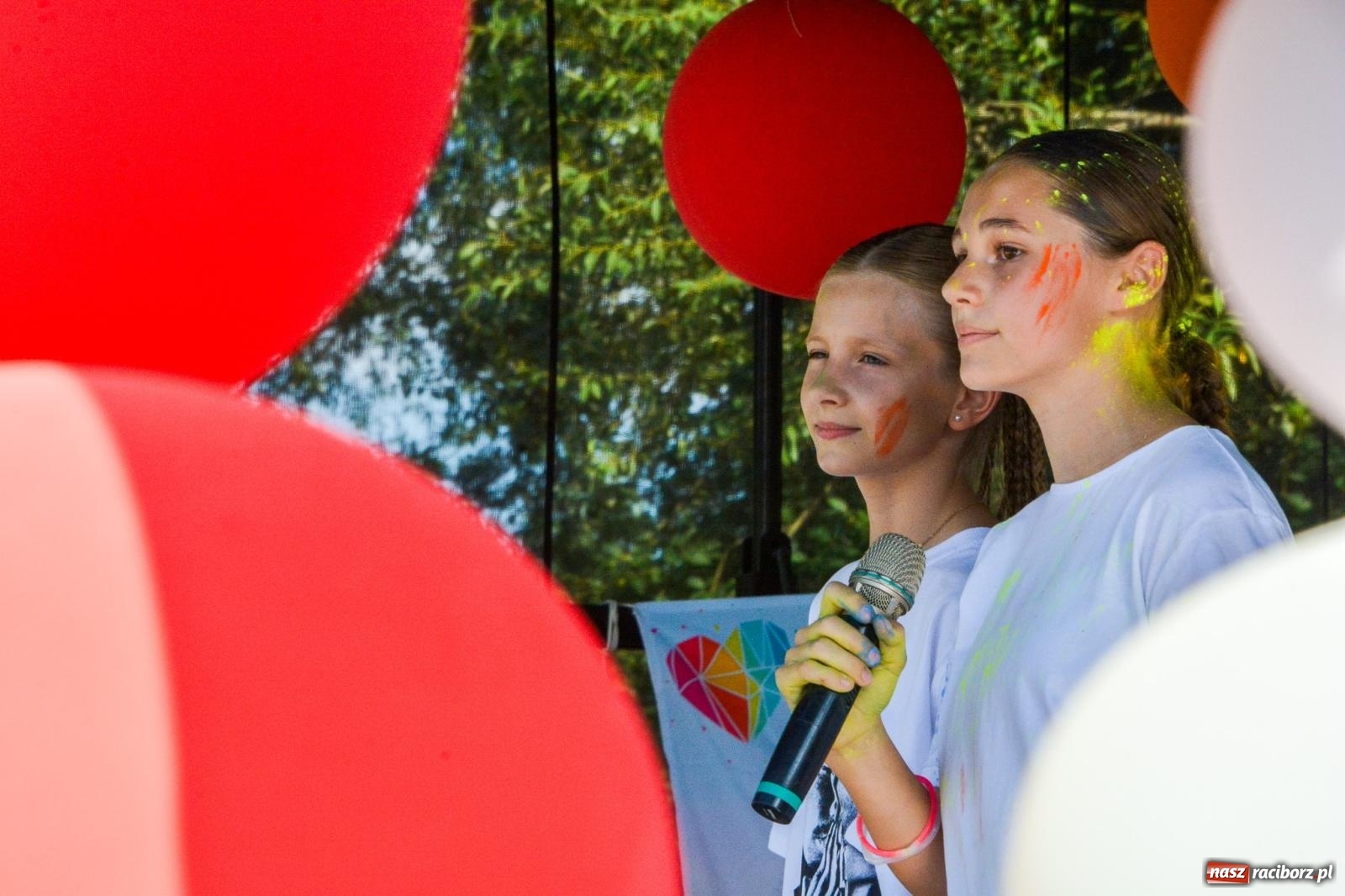 Zdjęcie w galerii na portalu naszraciborz.pl: Stacja Kultura pokolorowała Pietrowice Wielkie [FOTO i WIDEO] wiadomości z regionu