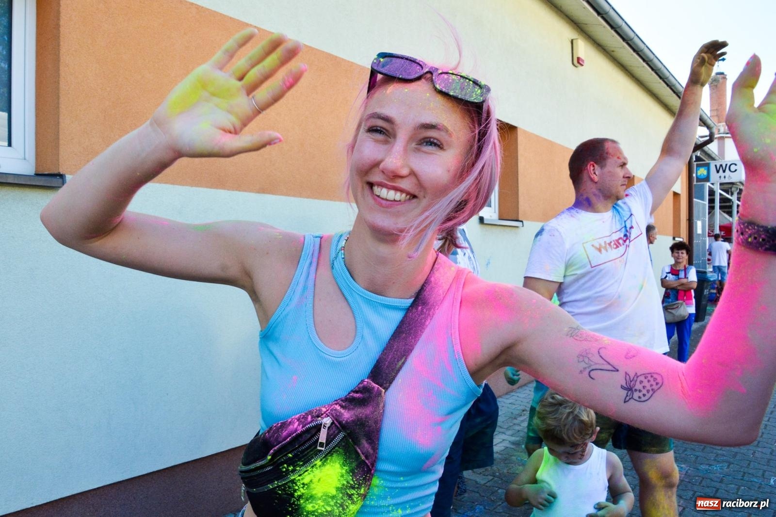 Zdjęcie w galerii na portalu naszraciborz.pl: Stacja Kultura pokolorowała Pietrowice Wielkie [FOTO i WIDEO] wiadomości z regionu