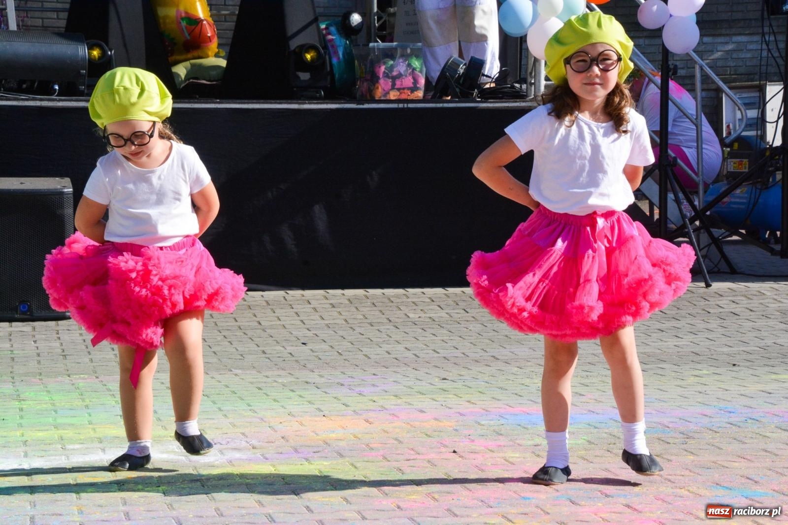 Zdjęcie w galerii na portalu naszraciborz.pl: Stacja Kultura pokolorowała Pietrowice Wielkie [FOTO i WIDEO] wiadomości z regionu