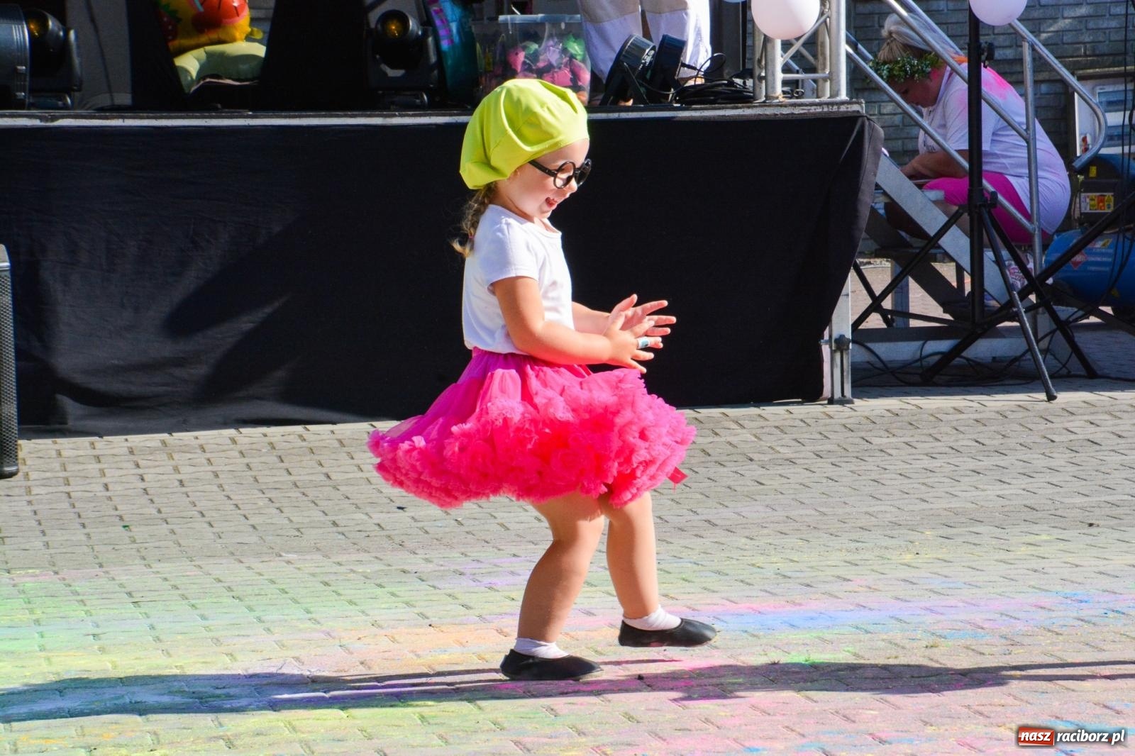 Zdjęcie w galerii na portalu naszraciborz.pl: Stacja Kultura pokolorowała Pietrowice Wielkie [FOTO i WIDEO] wiadomości z regionu