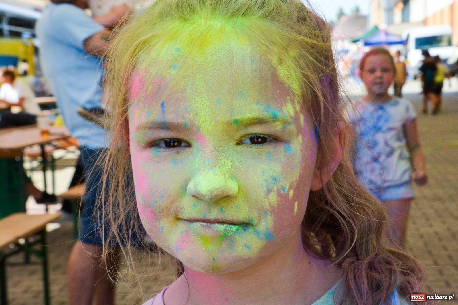 Zdjęcie w galerii na portalu naszraciborz.pl: Stacja Kultura pokolorowała Pietrowice Wielkie [FOTO i WIDEO] wiadomości z regionu