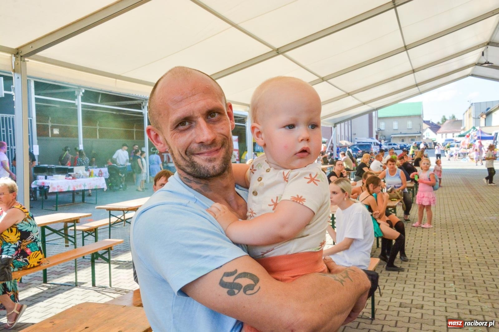 Zdjęcie w galerii na portalu naszraciborz.pl: Stacja Kultura pokolorowała Pietrowice Wielkie [FOTO i WIDEO] wiadomości z regionu