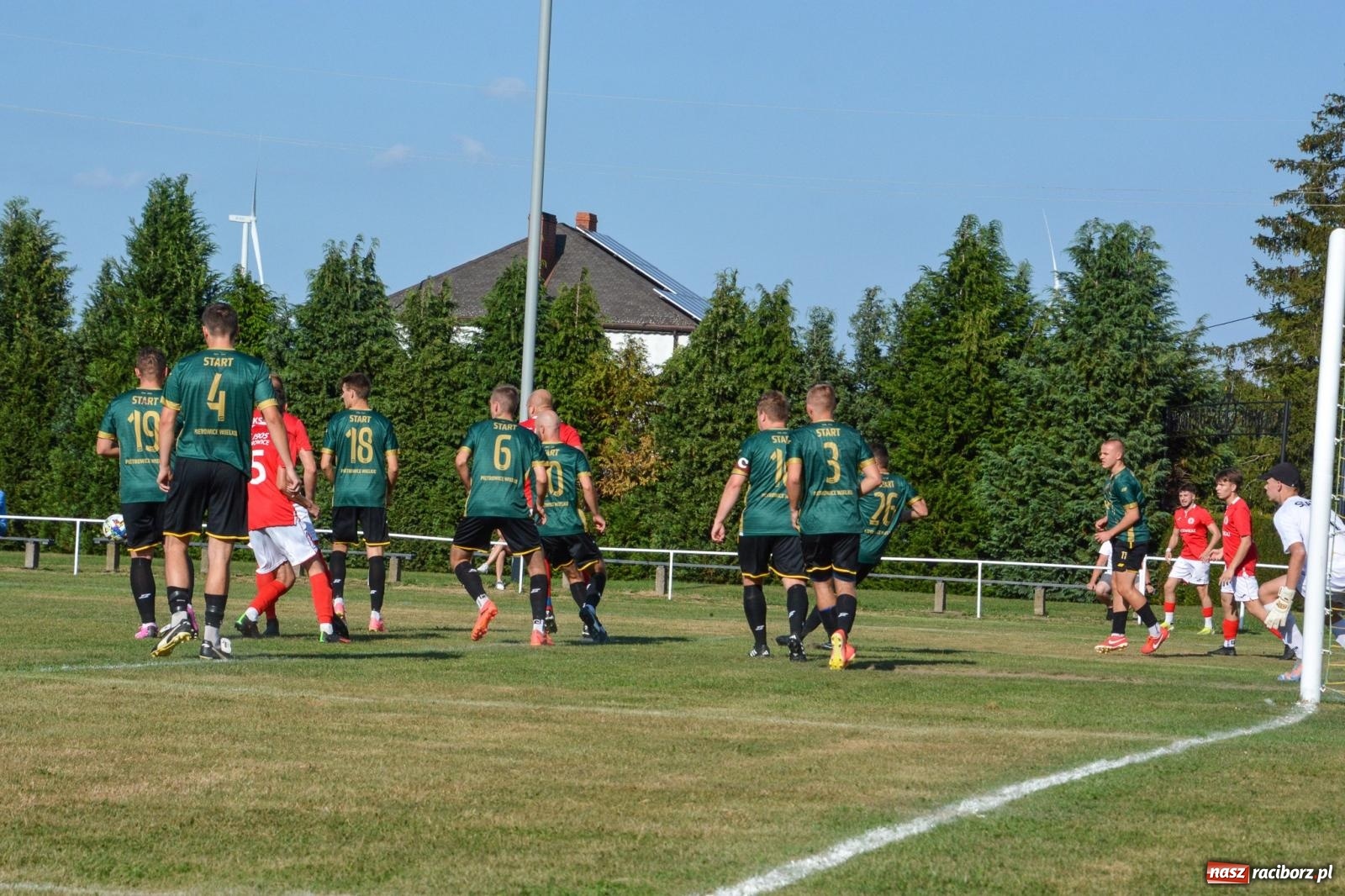 Zdjęcie w galerii na portalu naszraciborz.pl: Pietrowice Wielkie i Krzanowice podzieliły się punktami [FOTO] wiadomości z regionu