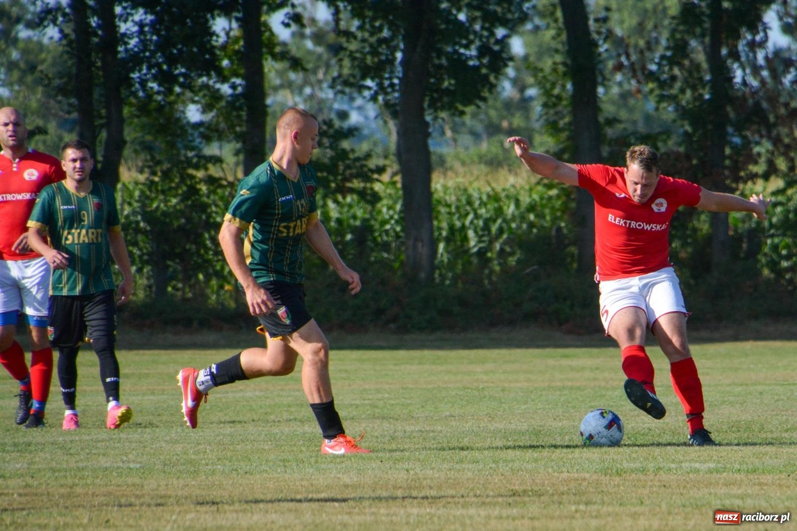 Zdjęcie w galerii na portalu naszraciborz.pl: Pietrowice Wielkie i Krzanowice podzieliły się punktami [FOTO] wiadomości z regionu