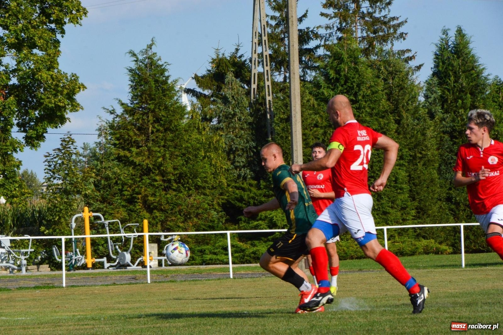 Zdjęcie w galerii na portalu naszraciborz.pl: Pietrowice Wielkie i Krzanowice podzieliły się punktami [FOTO] wiadomości z regionu