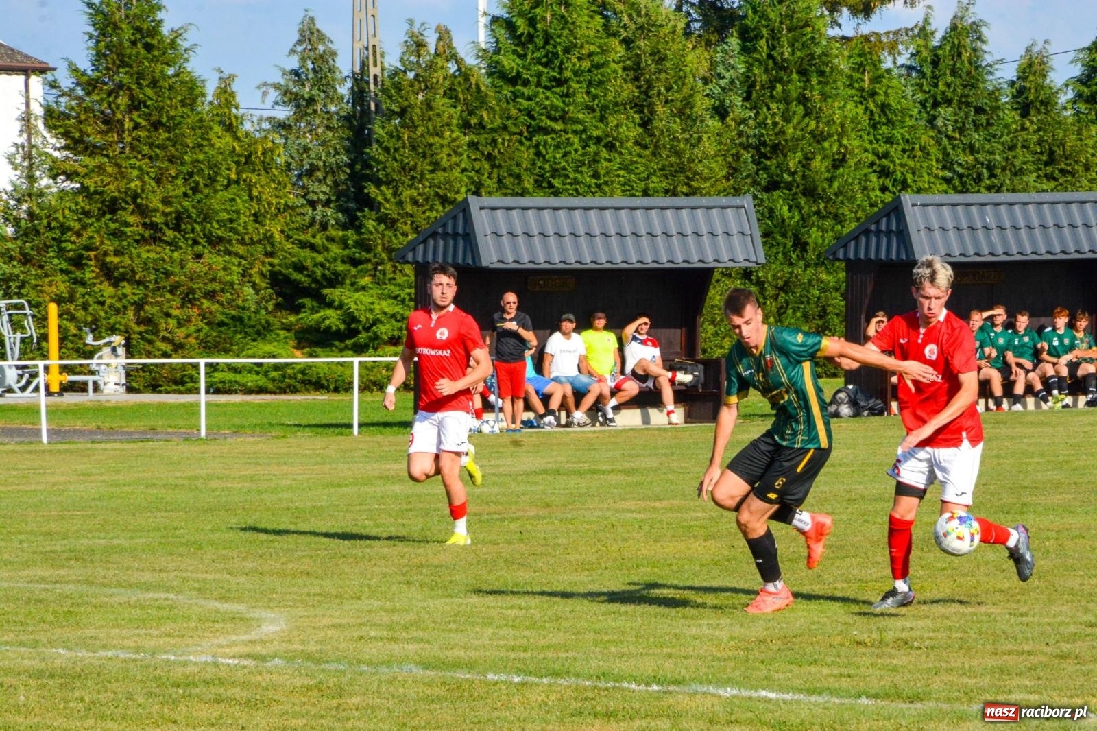 Zdjęcie w galerii na portalu naszraciborz.pl: Pietrowice Wielkie i Krzanowice podzieliły się punktami [FOTO] wiadomości z regionu