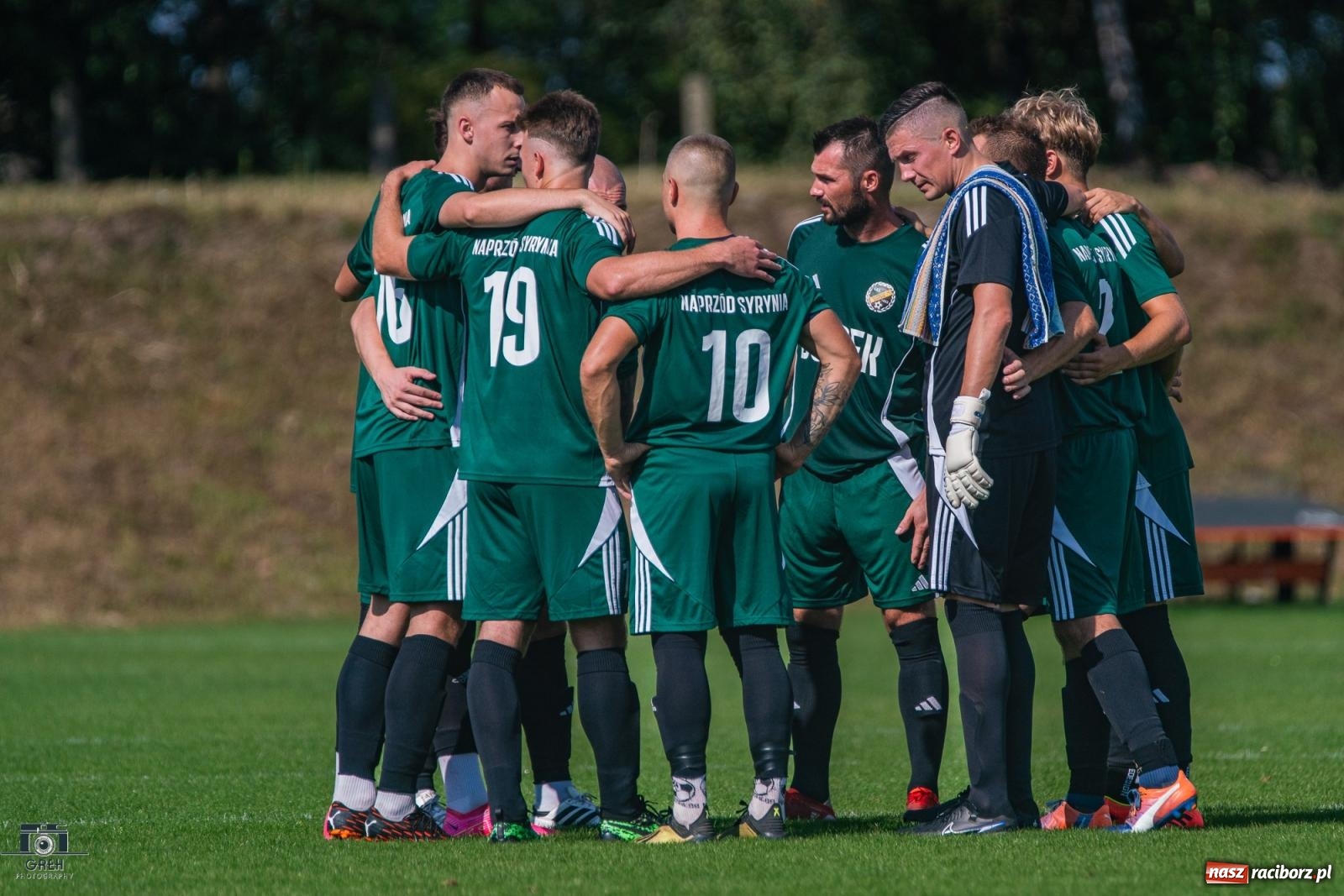 Zdjęcie w galerii na portalu naszraciborz.pl: Klasa okręgowa. Wychowanek Unii dał zwycięstwo Syryni [FOTO i WIDEO] wiadomości z regionu