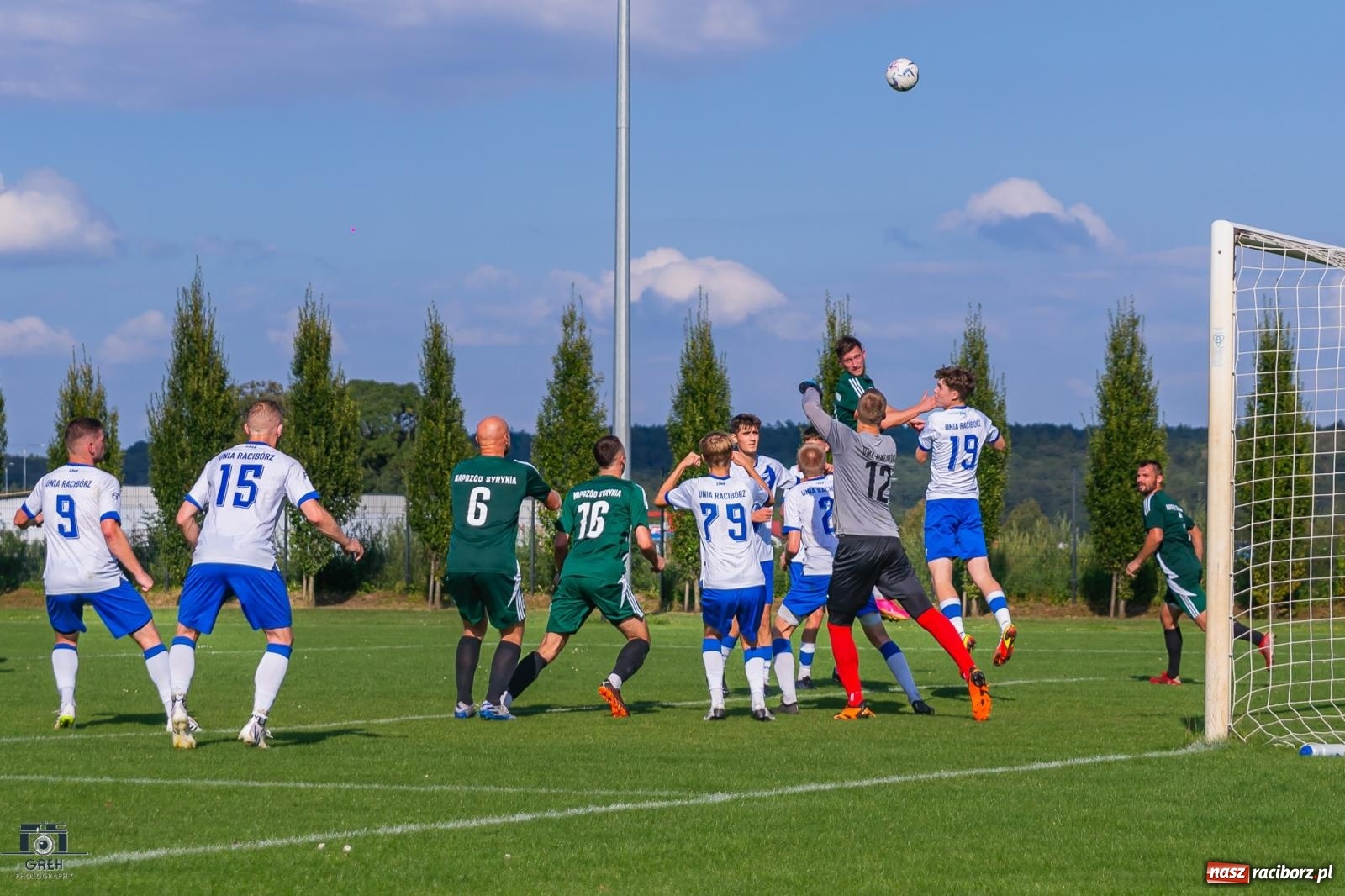 Zdjęcie w galerii na portalu naszraciborz.pl: Klasa okręgowa. Wychowanek Unii dał zwycięstwo Syryni [FOTO i WIDEO] wiadomości z regionu