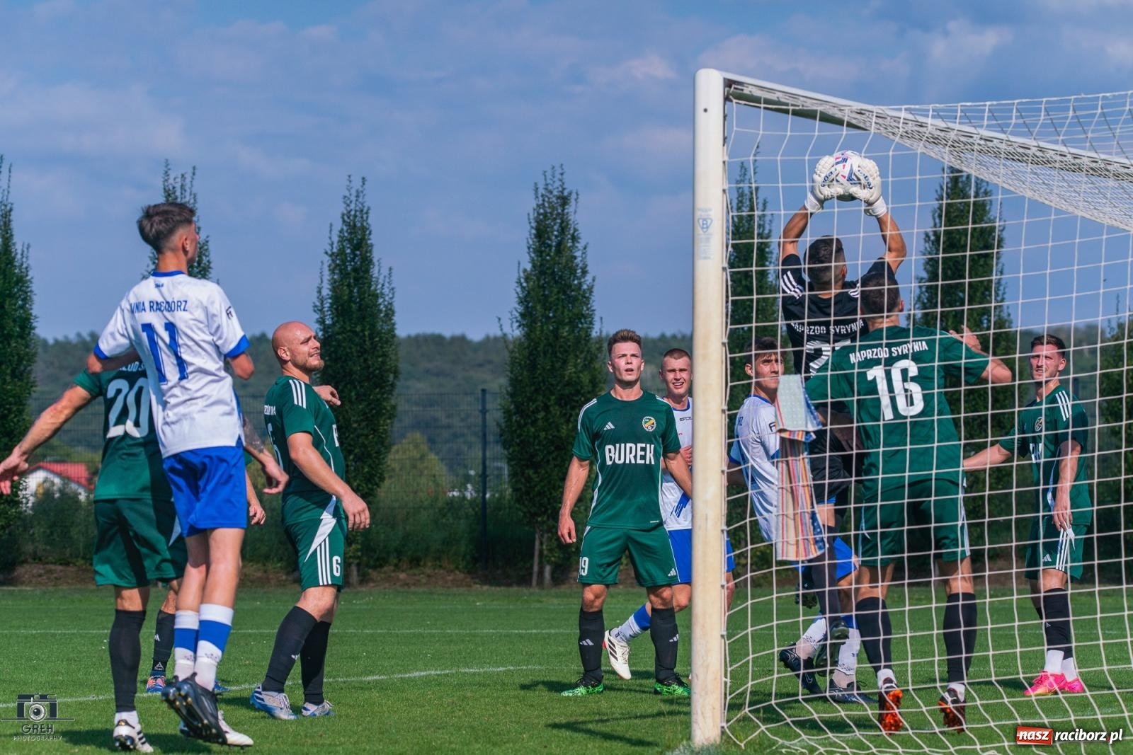 Zdjęcie w galerii na portalu naszraciborz.pl: Klasa okręgowa. Wychowanek Unii dał zwycięstwo Syryni [FOTO i WIDEO] wiadomości z regionu