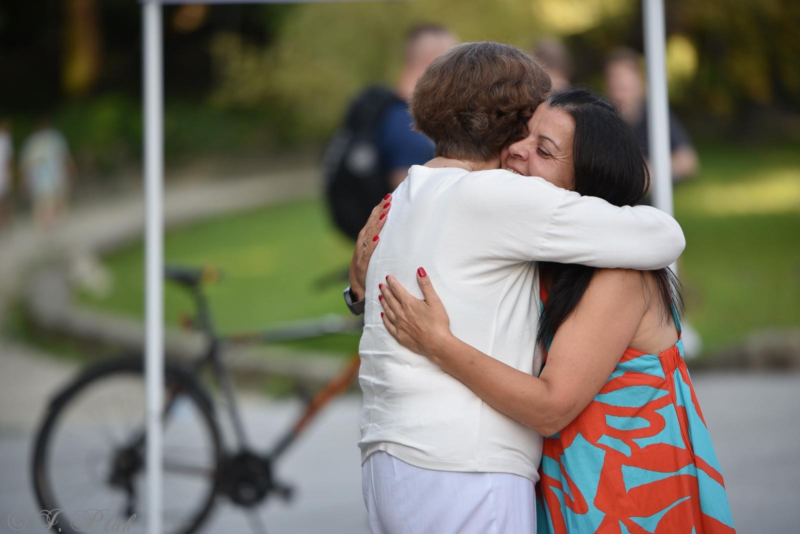 Zdjęcie w galerii na portalu naszraciborz.pl: Chrześcijańskie brzmienie akustycznie w parku m. Roth wiadomości z regionu