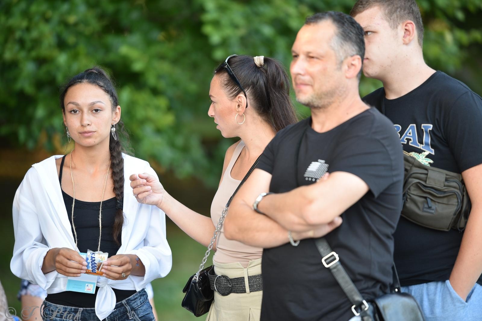Zdjęcie w galerii na portalu naszraciborz.pl: Chrześcijańskie brzmienie akustycznie w parku m. Roth wiadomości z regionu