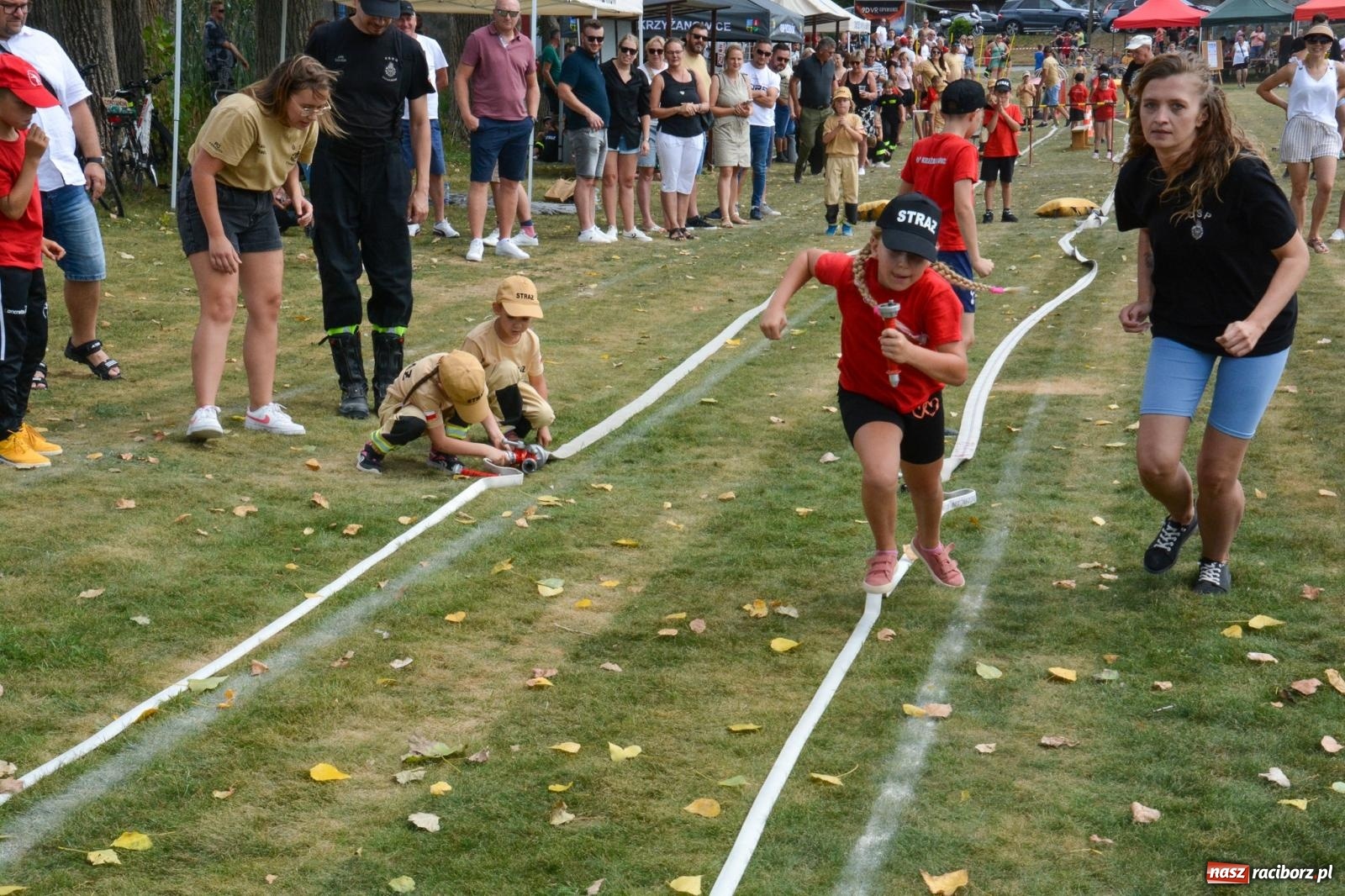 Zdjęcie w galerii na portalu naszraciborz.pl: Strażacki narybek w bojowym ćwiczeniu w Bojanowie [FOTO i WIDEO] wiadomości z regionu