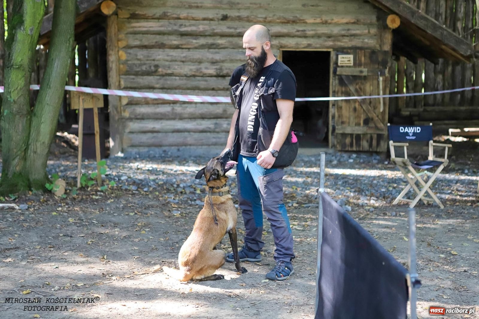 Zdjęcie w galerii na portalu naszraciborz.pl: Psi Gród. Miłośnicy czworonogów spotkali się w średniowiecznej scenerii wiadomości z regionu
