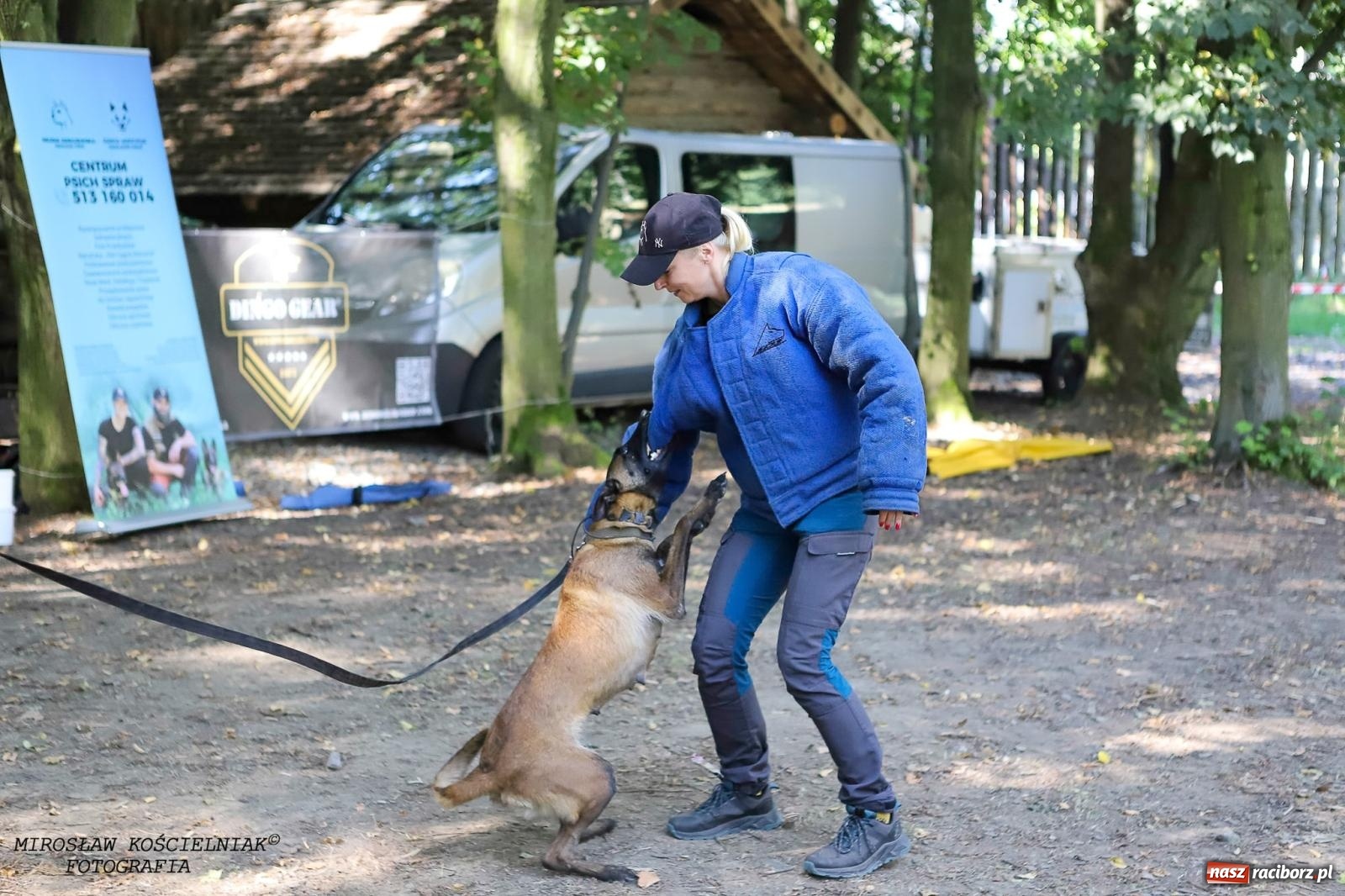 Zdjęcie w galerii na portalu naszraciborz.pl: Psi Gród. Miłośnicy czworonogów spotkali się w średniowiecznej scenerii wiadomości z regionu