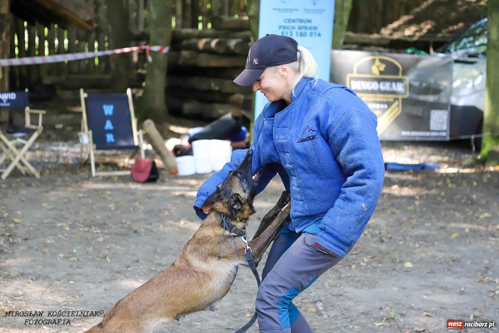 Zdjęcie w galerii na portalu naszraciborz.pl: Psi Gród. Miłośnicy czworonogów spotkali się w średniowiecznej scenerii wiadomości z regionu