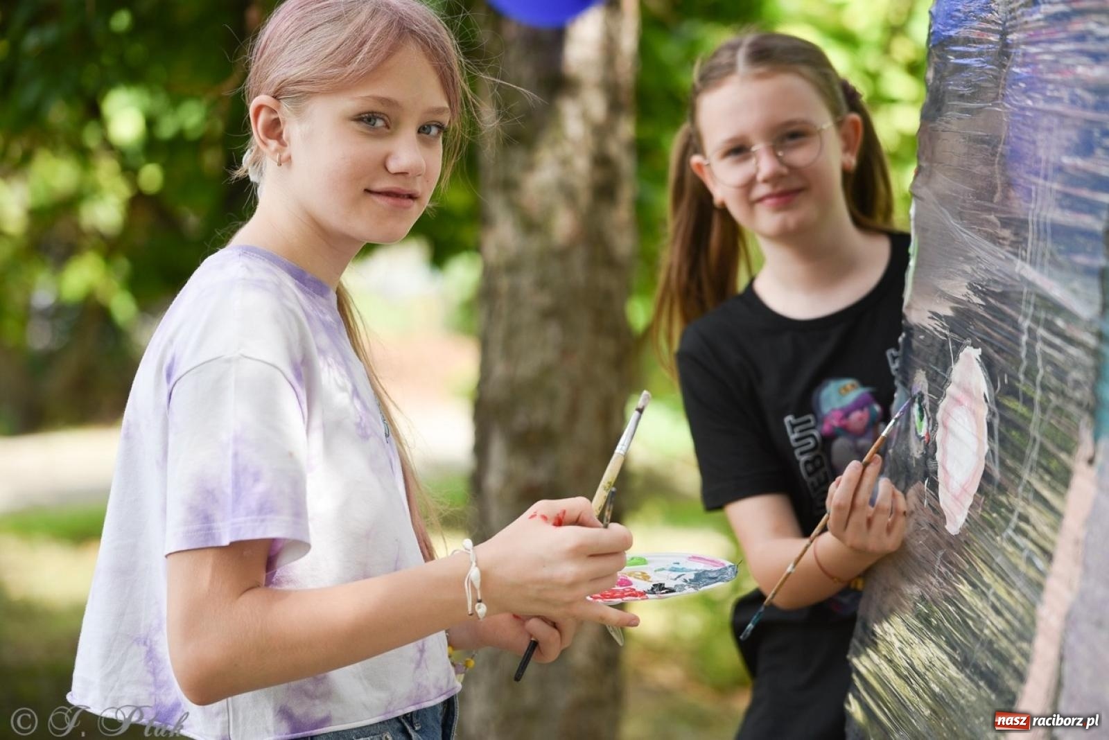 Zdjęcie w galerii na portalu naszraciborz.pl: TOGETHER. Polsko-ukraiński piknik integracyjny w ogrodzie Strzechy wiadomości z regionu