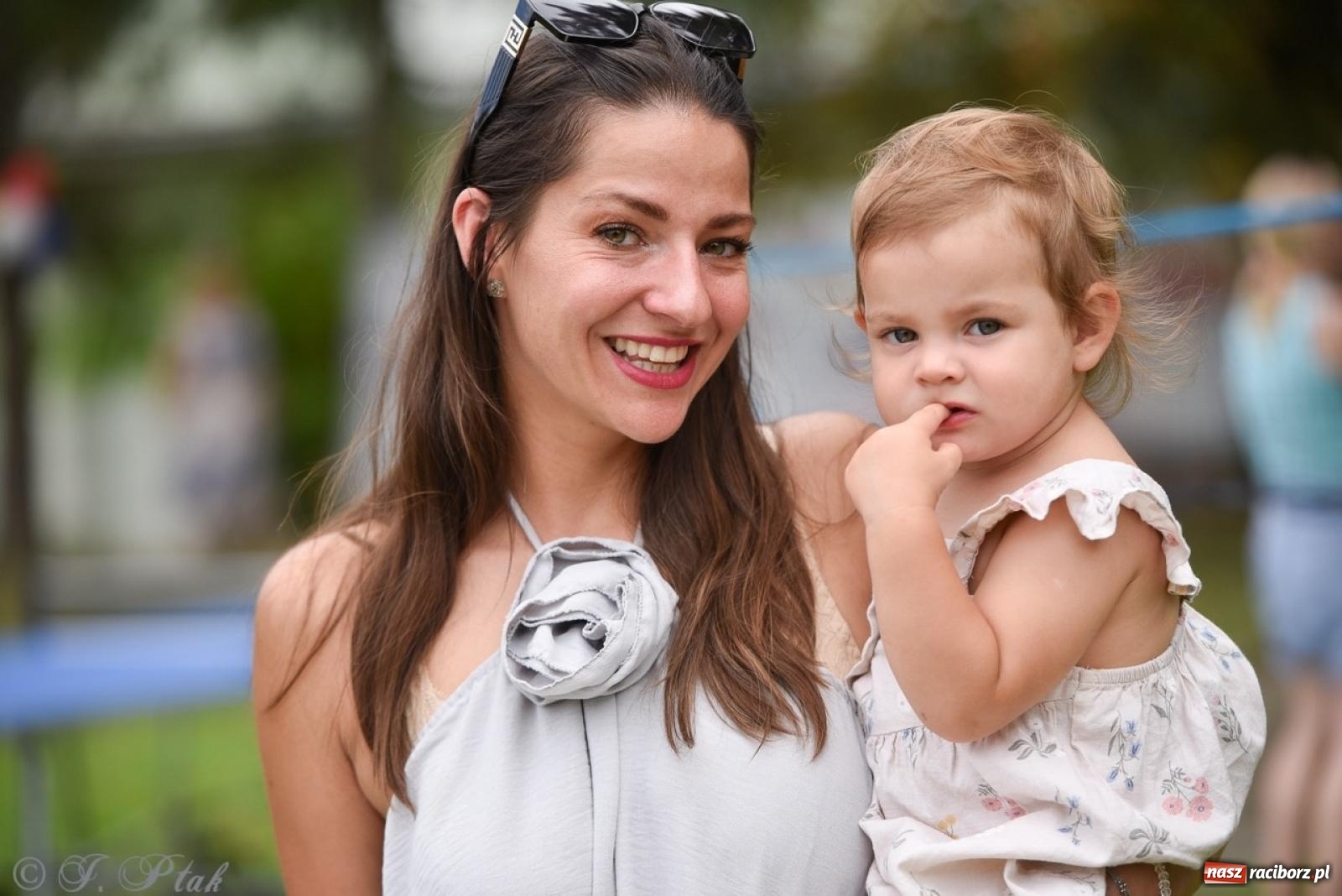 Zdjęcie w galerii na portalu naszraciborz.pl: TOGETHER. Polsko-ukraiński piknik integracyjny w ogrodzie Strzechy wiadomości z regionu