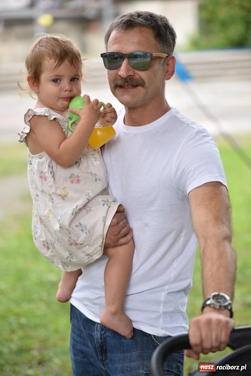 Zdjęcie w galerii na portalu naszraciborz.pl: TOGETHER. Polsko-ukraiński piknik integracyjny w ogrodzie Strzechy wiadomości z regionu