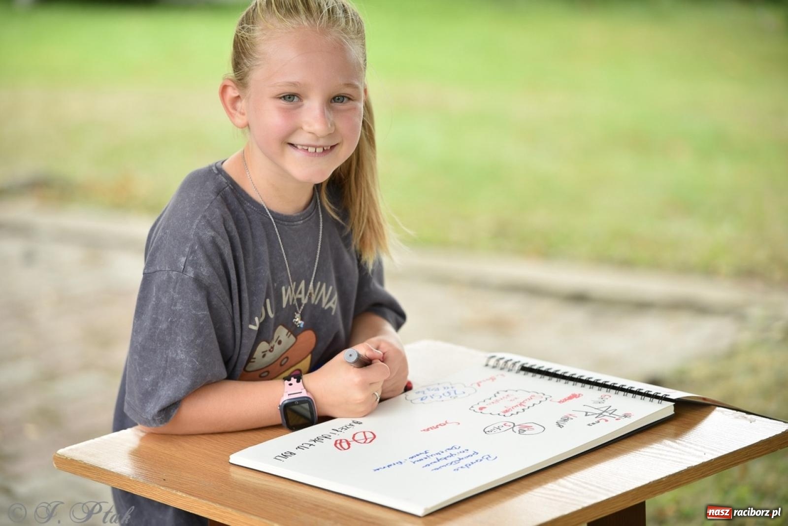 Zdjęcie w galerii na portalu naszraciborz.pl: TOGETHER. Polsko-ukraiński piknik integracyjny w ogrodzie Strzechy wiadomości z regionu