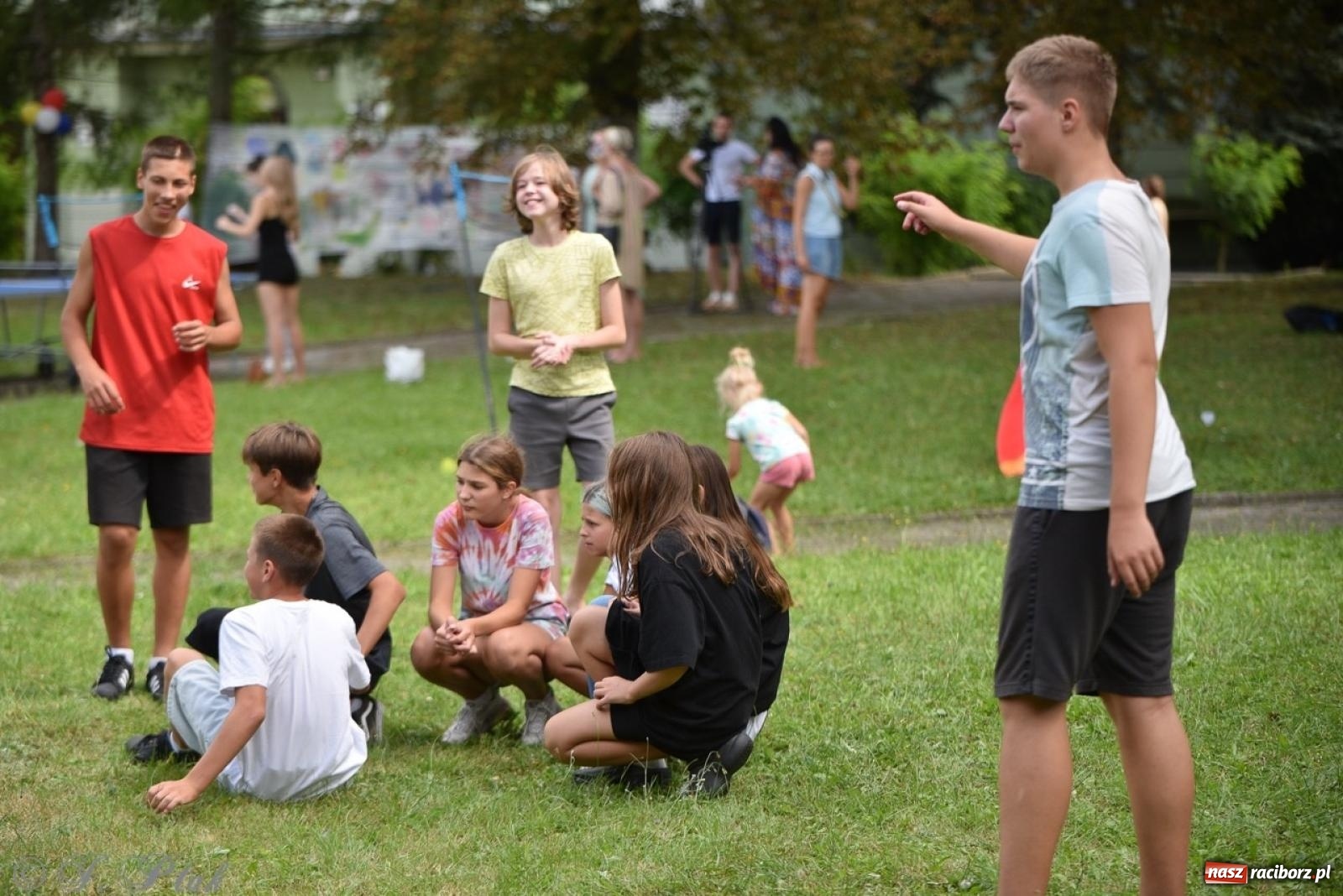 Zdjęcie w galerii na portalu naszraciborz.pl: TOGETHER. Polsko-ukraiński piknik integracyjny w ogrodzie Strzechy wiadomości z regionu