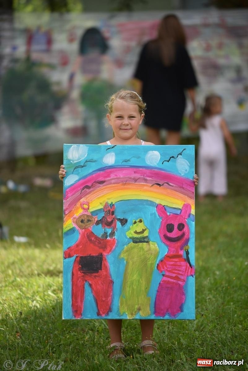 Zdjęcie w galerii na portalu naszraciborz.pl: TOGETHER. Polsko-ukraiński piknik integracyjny w ogrodzie Strzechy wiadomości z regionu