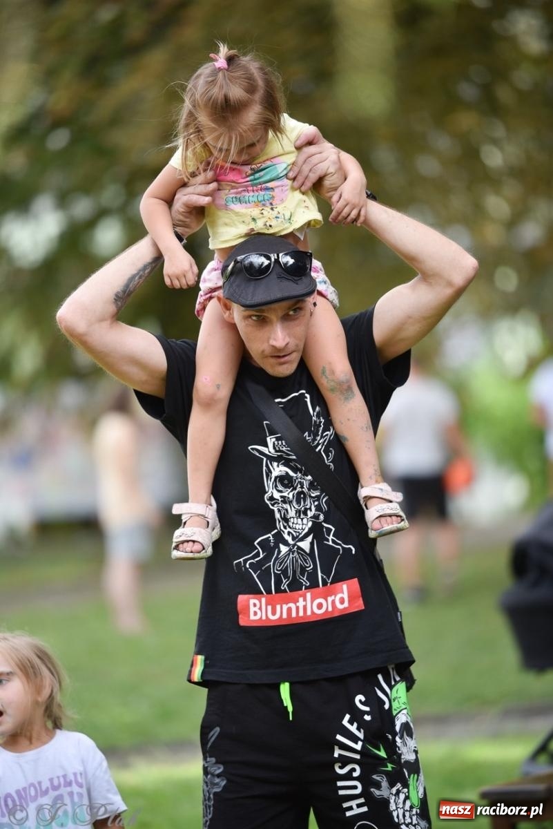 Zdjęcie w galerii na portalu naszraciborz.pl: TOGETHER. Polsko-ukraiński piknik integracyjny w ogrodzie Strzechy wiadomości z regionu