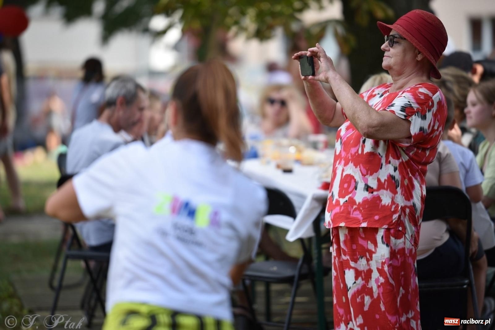 Zdjęcie w galerii na portalu naszraciborz.pl: TOGETHER. Polsko-ukraiński piknik integracyjny w ogrodzie Strzechy wiadomości z regionu
