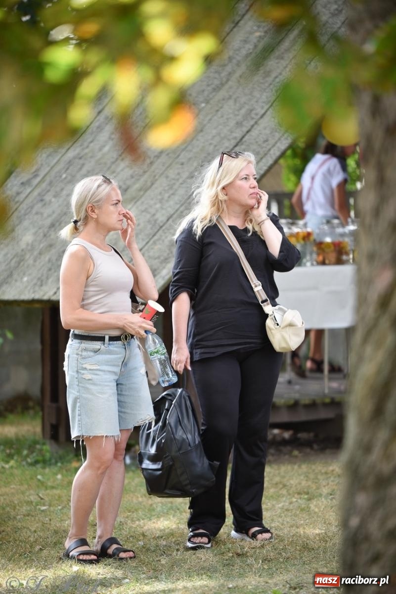 Zdjęcie w galerii na portalu naszraciborz.pl: TOGETHER. Polsko-ukraiński piknik integracyjny w ogrodzie Strzechy wiadomości z regionu