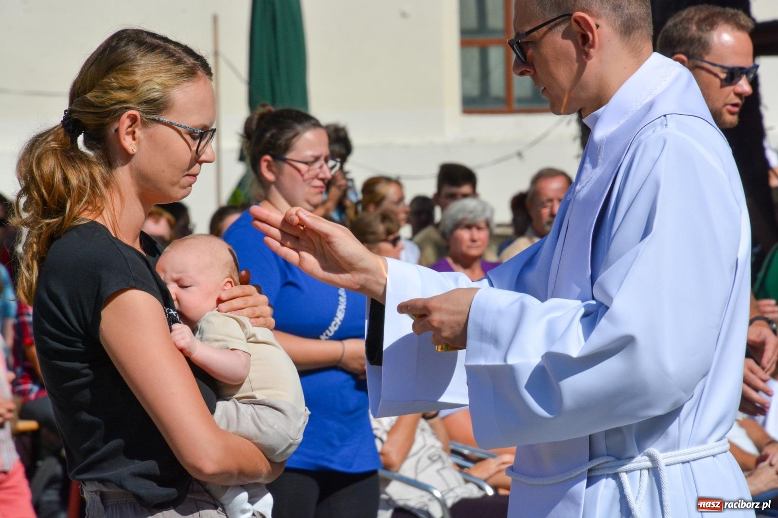 Zdjęcie w galerii na portalu naszraciborz.pl: Z zamku wyruszyła pielgrzymka na Jasną Górę [FOTO i WIDEO] wiadomości z regionu