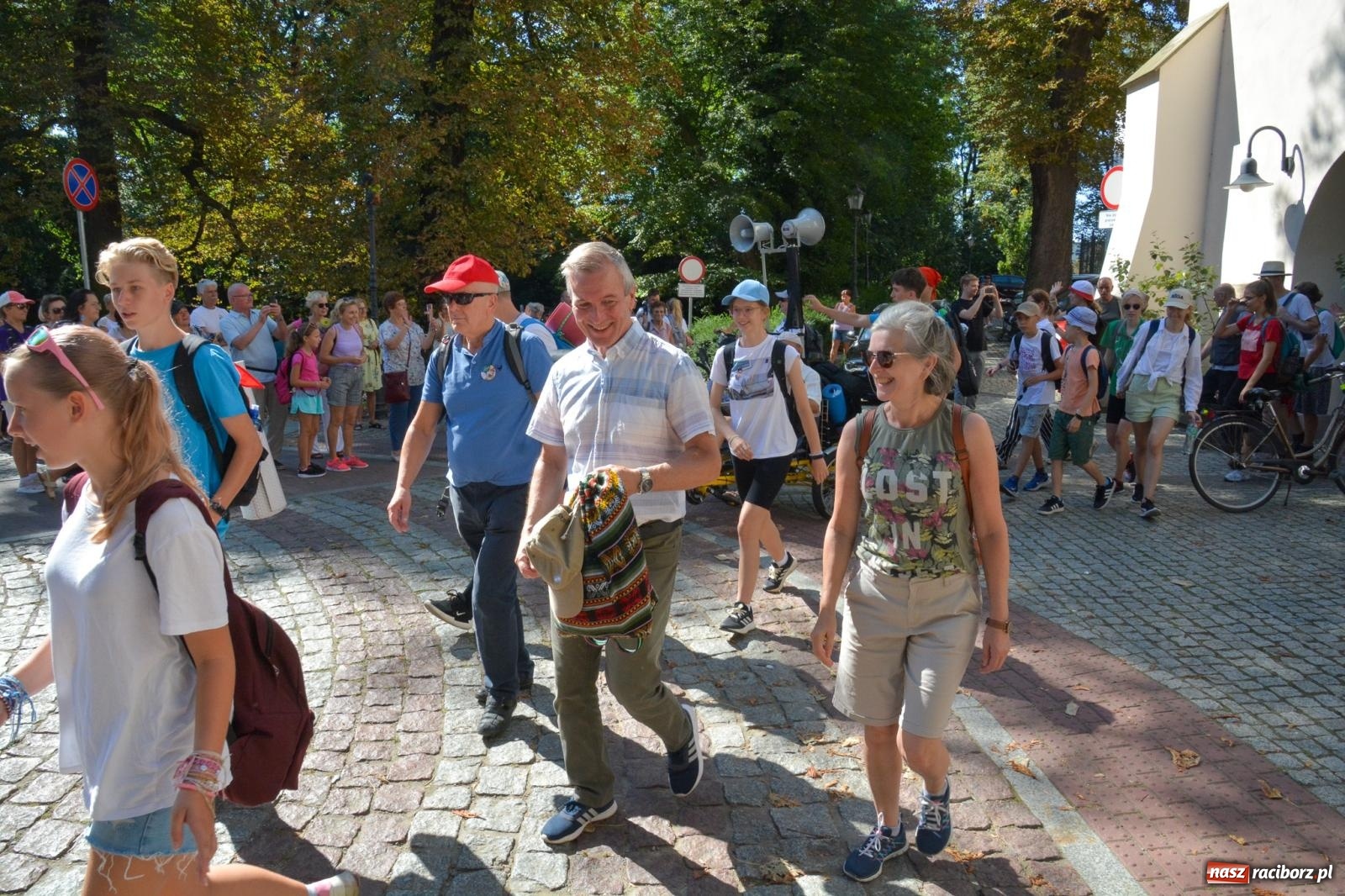 Zdjęcie w galerii na portalu naszraciborz.pl: Z zamku wyruszyła pielgrzymka na Jasną Górę [FOTO i WIDEO] wiadomości z regionu