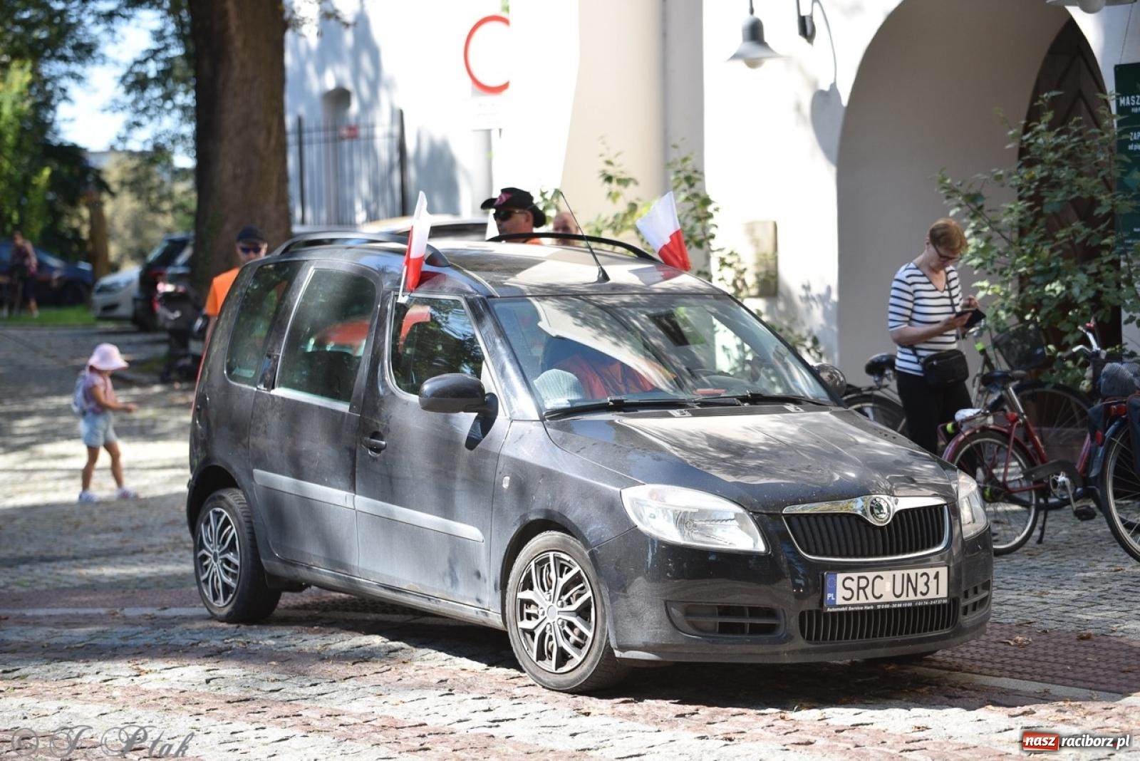 Zdjęcie w galerii na portalu naszraciborz.pl: Bracia i siostry w drodze. 48. Opolska Piesza Pielgrzymka na Jasną Górę wyruszyła z Raciborza [FOTO i WIDEO] wiadomości z regionu