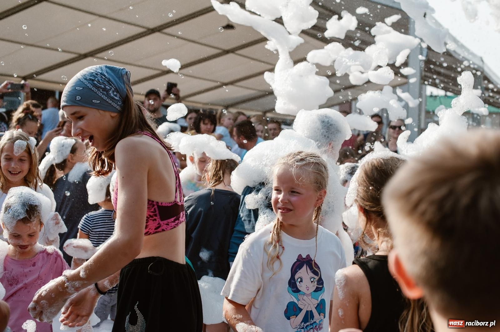 Zdjęcie w galerii na portalu naszraciborz.pl: Piana Party w Pietrowicach Wielkich dostarczyło radości dzieciom [FOTO] wiadomości z regionu
