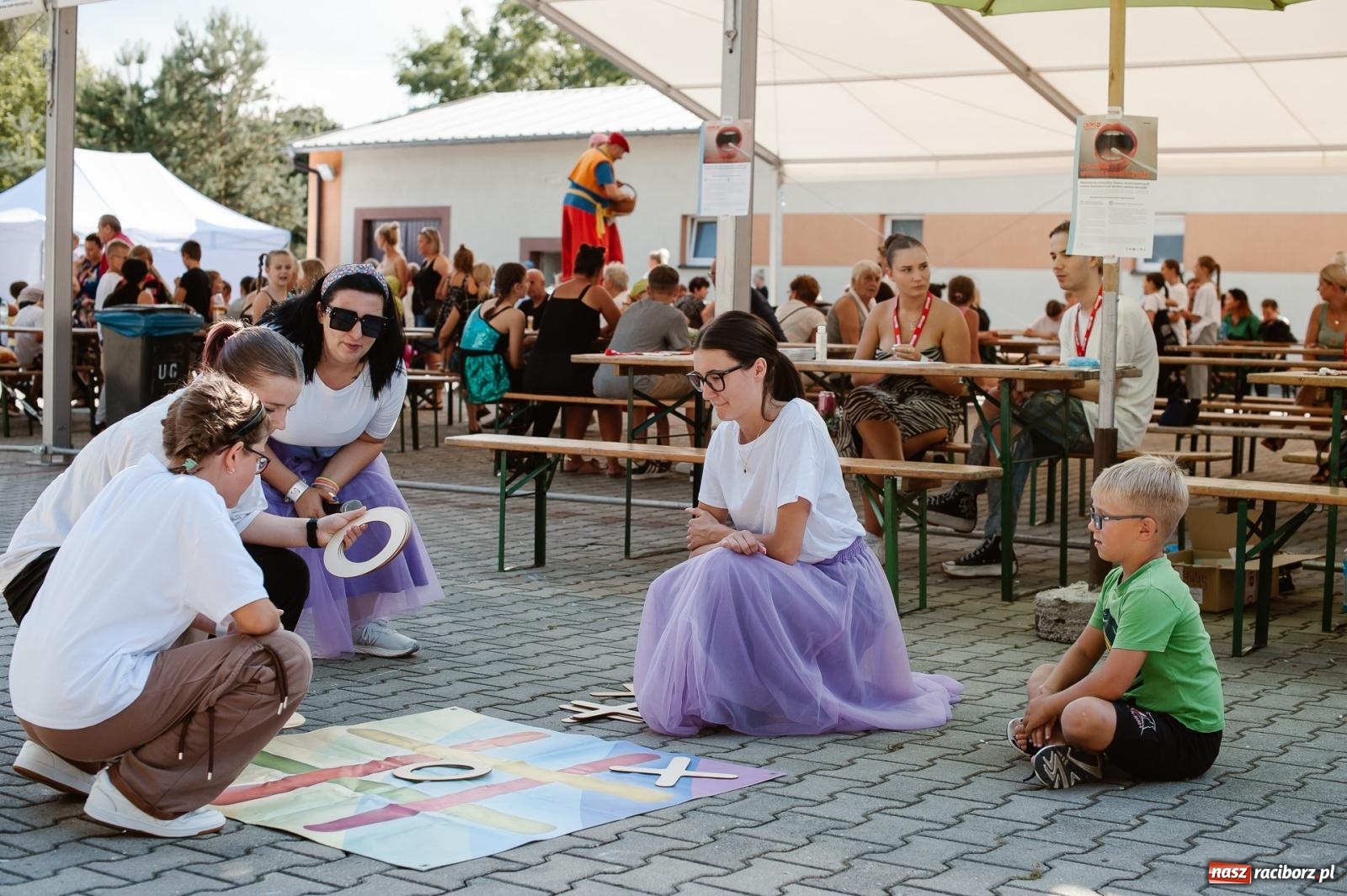 Zdjęcie w galerii na portalu naszraciborz.pl: Piana Party w Pietrowicach Wielkich dostarczyło radości dzieciom [FOTO] wiadomości z regionu