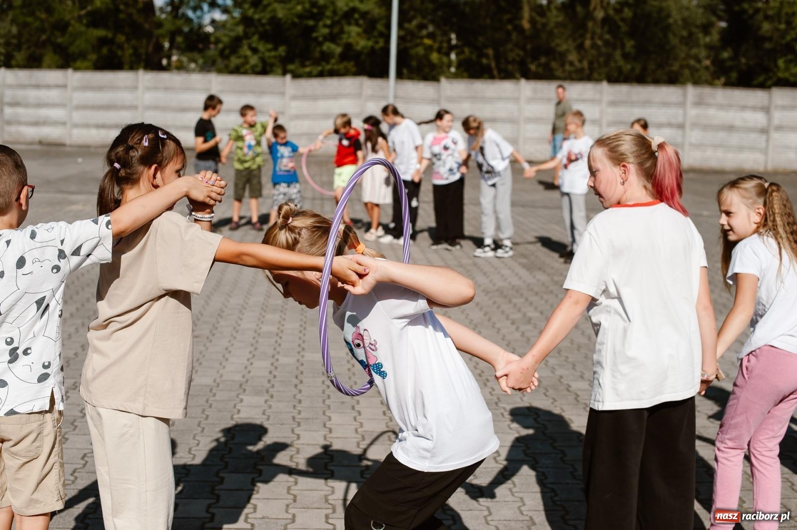 Zdjęcie w galerii na portalu naszraciborz.pl: Piana Party w Pietrowicach Wielkich dostarczyło radości dzieciom [FOTO] wiadomości z regionu