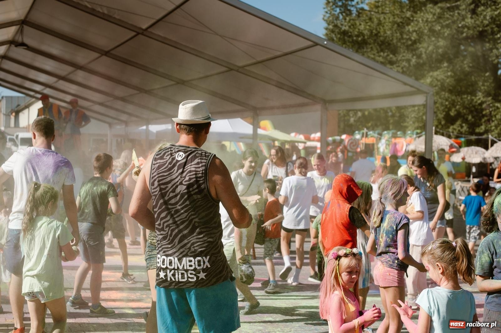 Zdjęcie w galerii na portalu naszraciborz.pl: Piana Party w Pietrowicach Wielkich dostarczyło radości dzieciom [FOTO] wiadomości z regionu