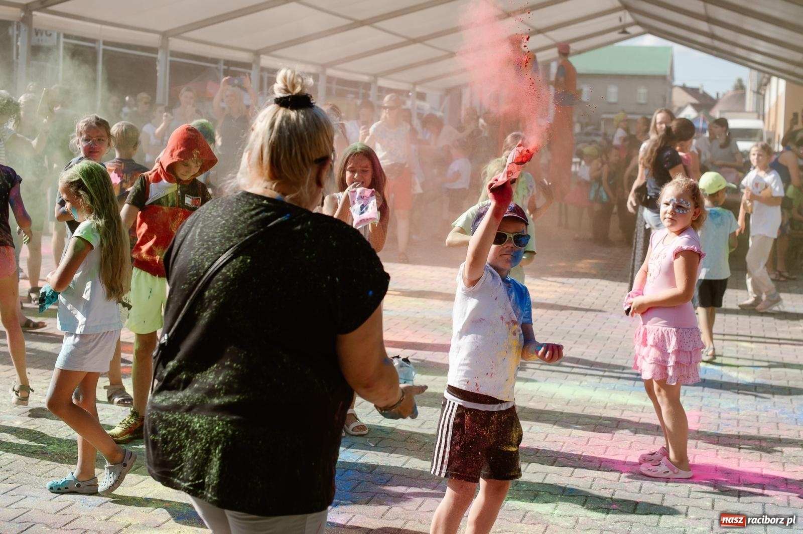 Zdjęcie w galerii na portalu naszraciborz.pl: Piana Party w Pietrowicach Wielkich dostarczyło radości dzieciom [FOTO] wiadomości z regionu