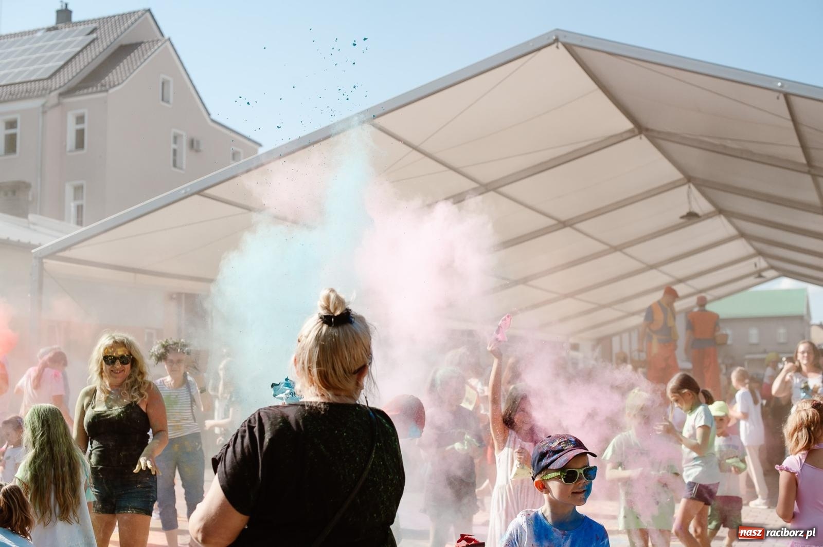 Zdjęcie w galerii na portalu naszraciborz.pl: Piana Party w Pietrowicach Wielkich dostarczyło radości dzieciom [FOTO] wiadomości z regionu