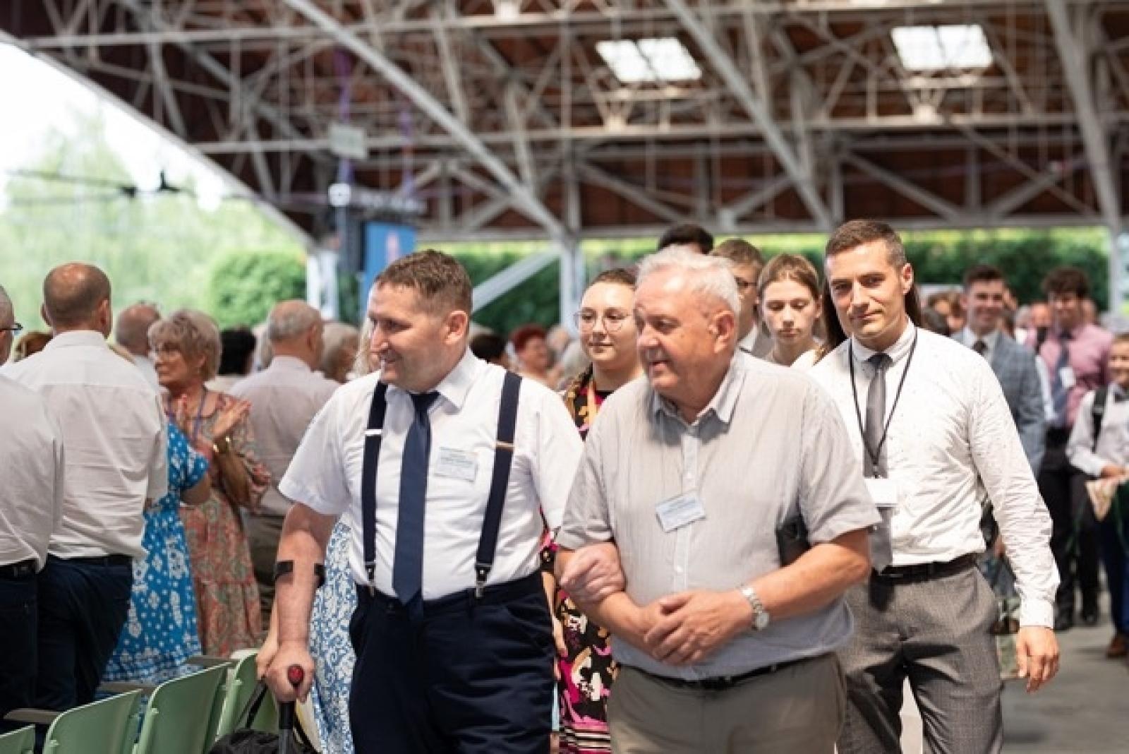 Zdjęcie w galerii na portalu naszraciborz.pl: 27 tysięcy obecnych i 194 ochrzczonych podczas 7 kongresów Świadków Jehowy w Sosnowcu wiadomości z regionu